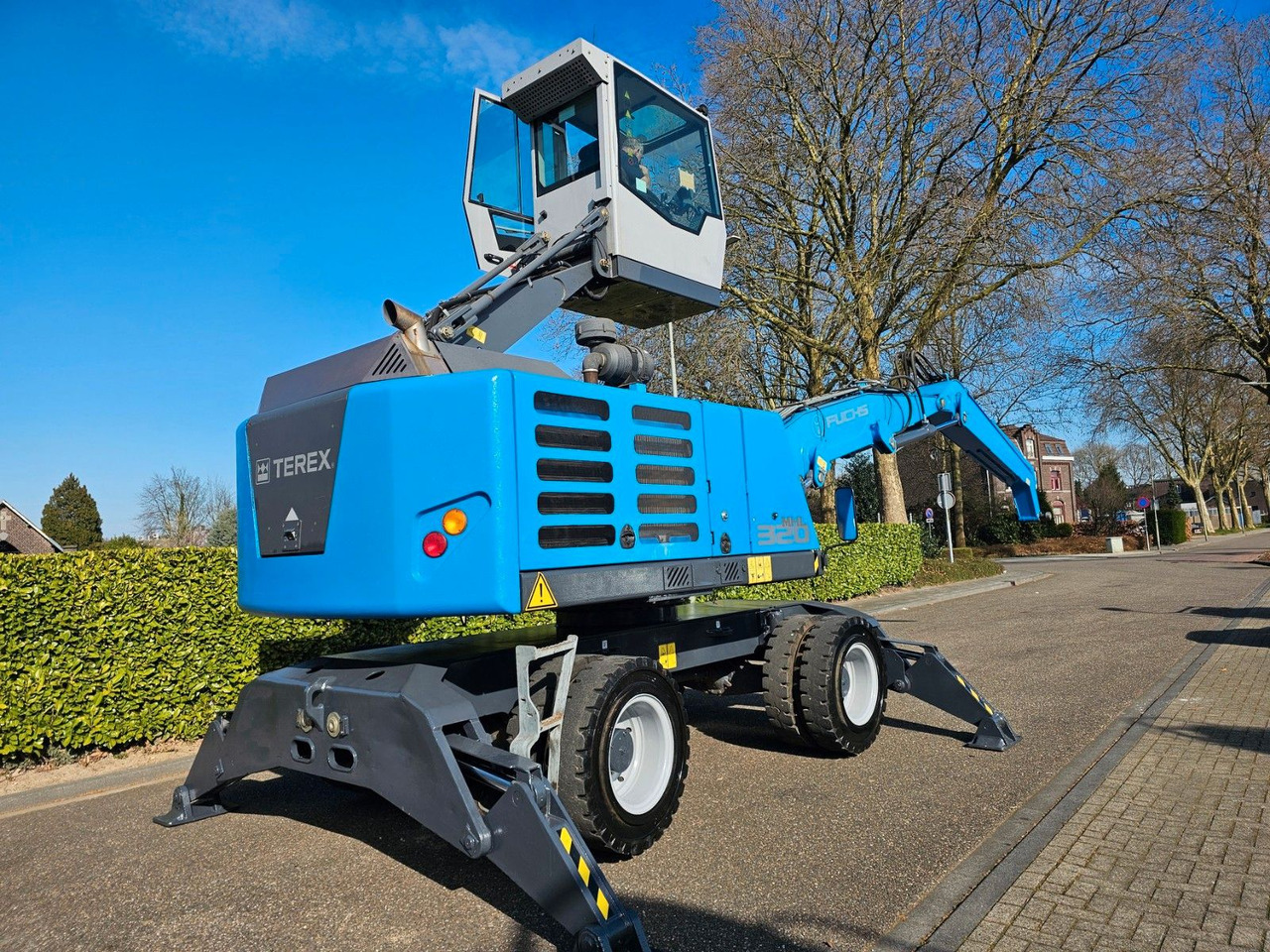 Bager za obradu otpada/ Industrije novi Fuchs MHL 320 Umschlagbagger mit Magnet Anlage: slika 9