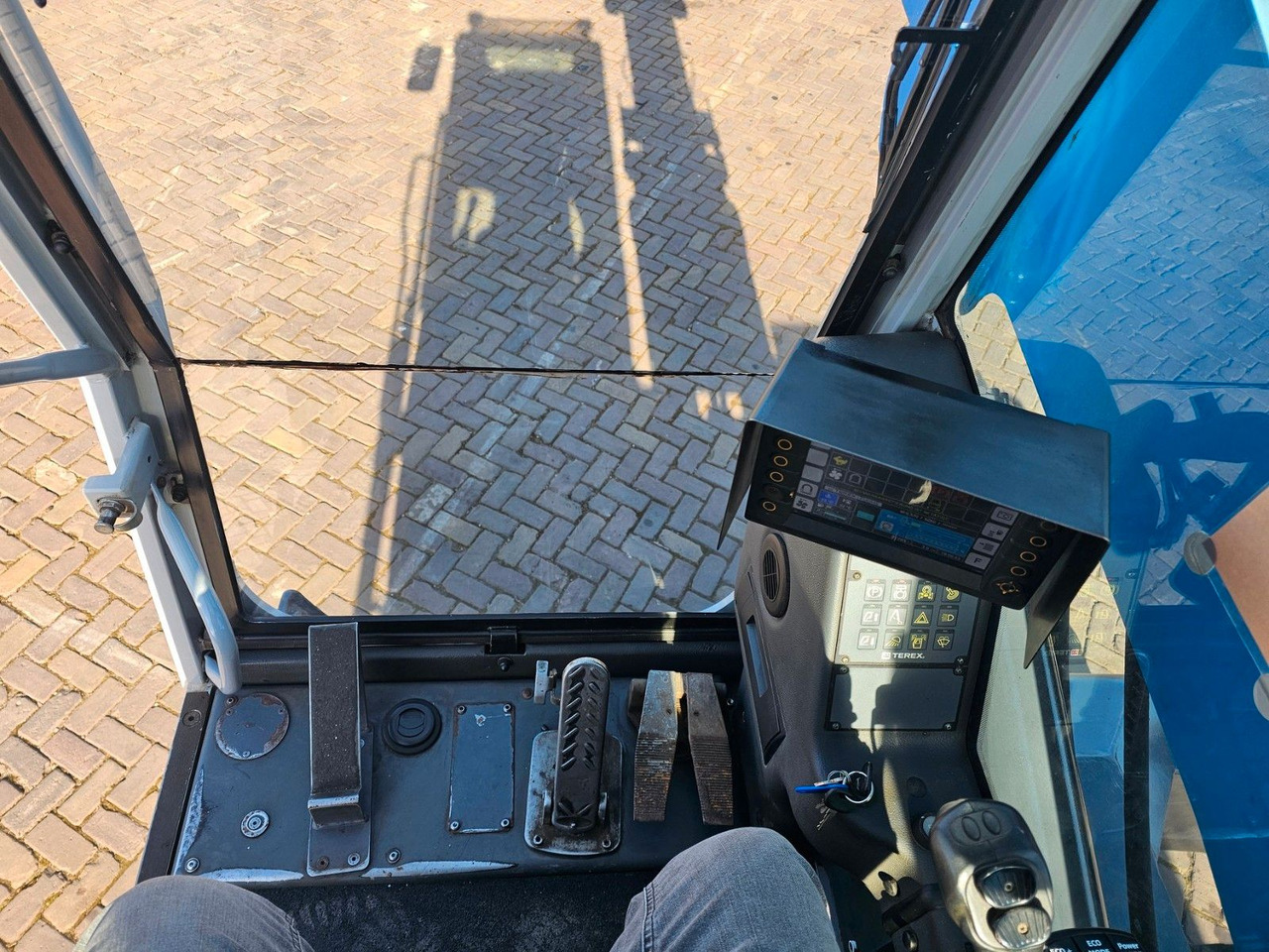 Bager za obradu otpada/ Industrije novi Fuchs MHL 320 Umschlagbagger mit Magnet Anlage: slika 18