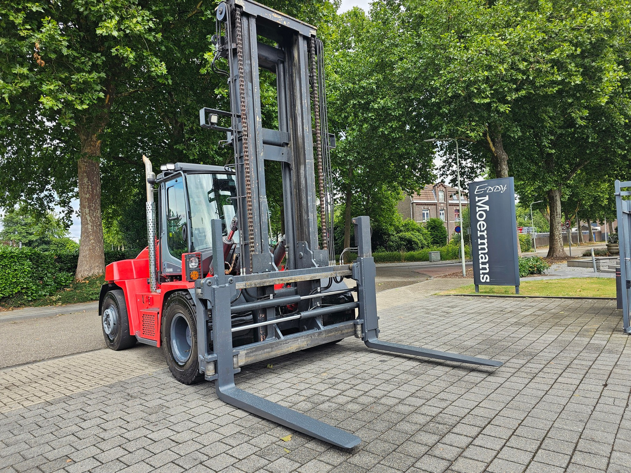 Kalmar DCG 120-6 Diesel - Viljuškar: slika 5 Kalmar DCG 120-6 Diesel - Viljuškar: slika 5