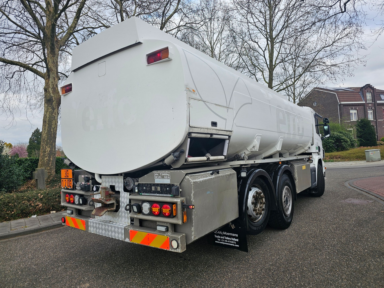 Scania P420 6x2*4 - Kamion cisterna: slika 4 Scania P420 6x2*4 - Kamion cisterna: slika 4