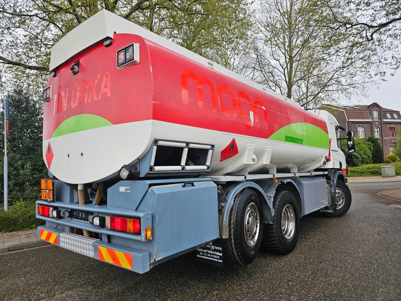 Scania P420 6x2*4 Tank 16.400 Lt. - Kamion cisterna: slika 4 Scania P420 6x2*4 Tank 16.400 Lt. - Kamion cisterna: slika 4