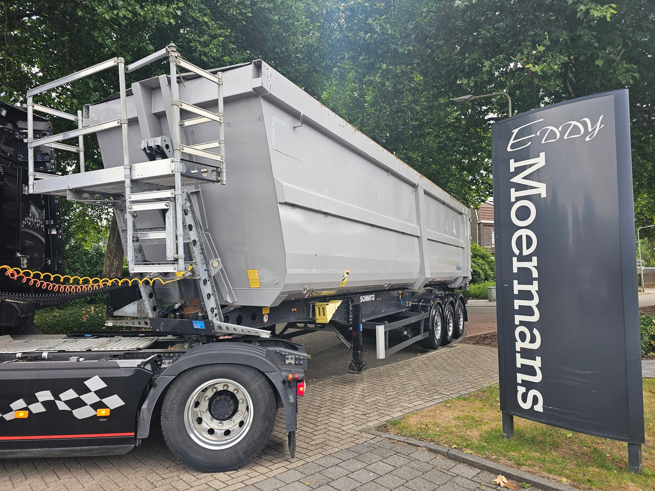Schmitz SGF-S3 Scraptipper 55 M3 - Poluprikolica istovarivača: slika 1 Schmitz SGF-S3 Scraptipper 55 M3 - Poluprikolica istovarivača: slika 1