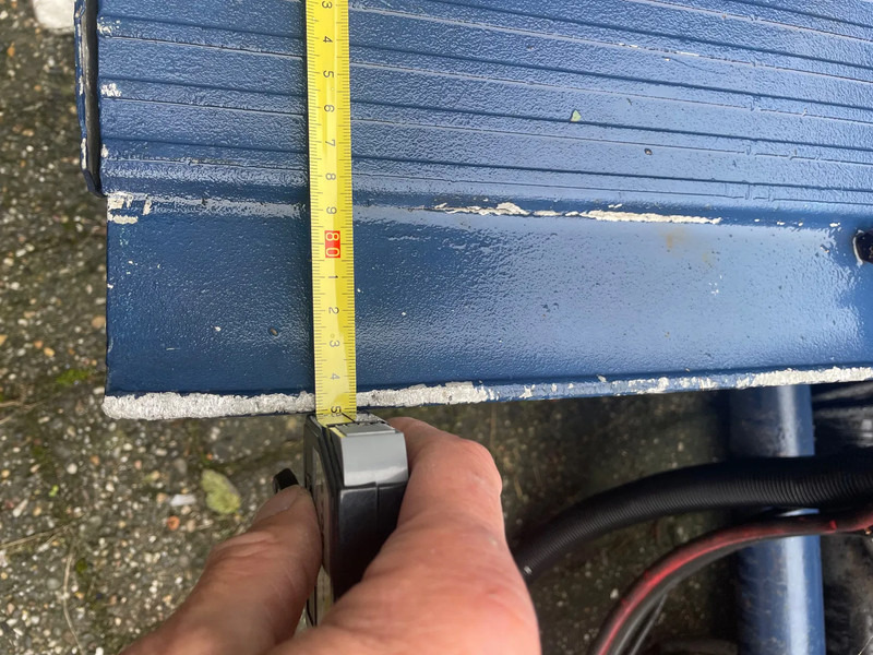 Kässbohrer 1500 KG Laadklep. Gebruikt - Poluprikolica sa zatvorenim sandukom: slika 4 Kässbohrer 1500 KG Laadklep. Gebruikt - Poluprikolica sa zatvorenim sandukom: slika 4