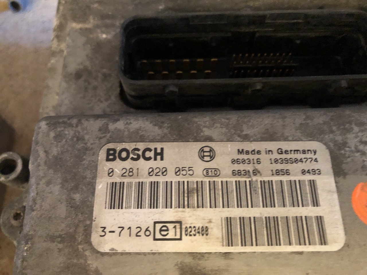 CONTROL UNIT MAN TGA 0281010255 - Upravljačka jedinica za Kamion: slika 3 CONTROL UNIT MAN TGA 0281010255 - Upravljačka jedinica za Kamion: slika 3