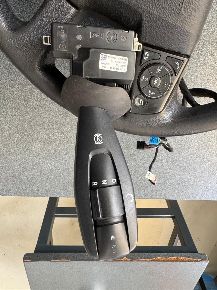 CONTROL UNITS ACTROS MP4 - Upravljačka jedinica za Kamion: slika 4 CONTROL UNITS ACTROS MP4 - Upravljačka jedinica za Kamion: slika 4