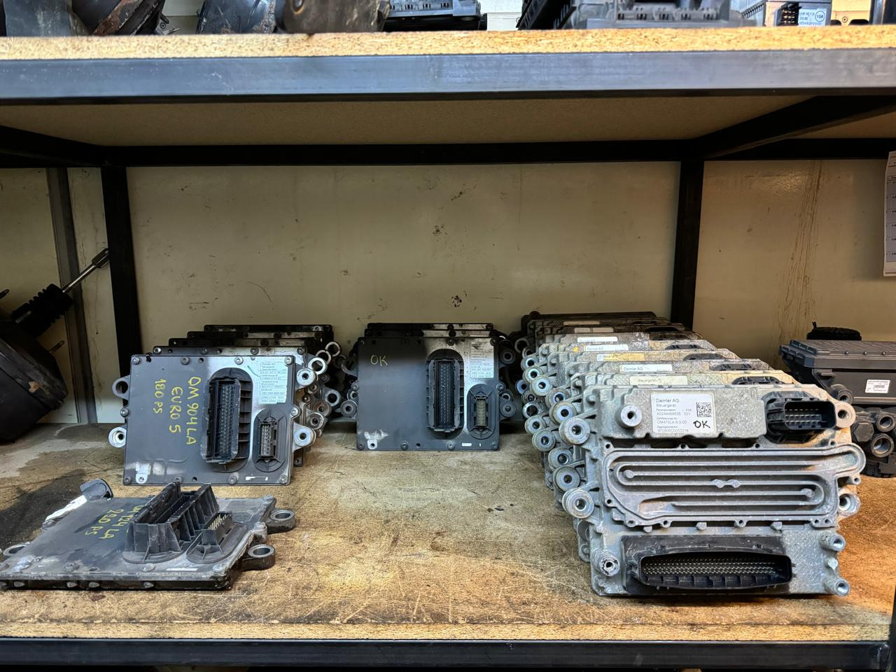 ENGINE CONTROL UNIT(CONTROL MODULE MCM 2) OM471LA,OM470LA,OM934LA EURO 5-6 - Upravljačka jedinica za Kamion: slika 2 ENGINE CONTROL UNIT(CONTROL MODULE MCM 2) OM471LA,OM470LA,OM934LA EURO 5-6 - Upravljačka jedinica za Kamion: slika 2