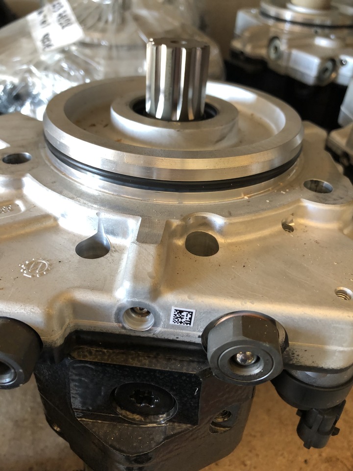 HIGH PRESSURE FUEL PUMP MAN TGX,TGS - Pumpa za gorivo za Kamion: slika 3 HIGH PRESSURE FUEL PUMP MAN TGX,TGS - Pumpa za gorivo za Kamion: slika 3