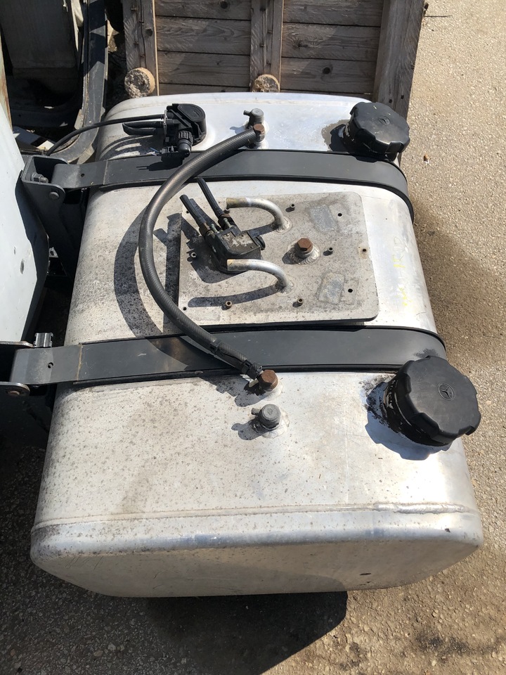 Rezervoar za gorivo za Kamion MERCEDES-BENZ,MAN ACTROS MP4,TGA,TGX: slika 13