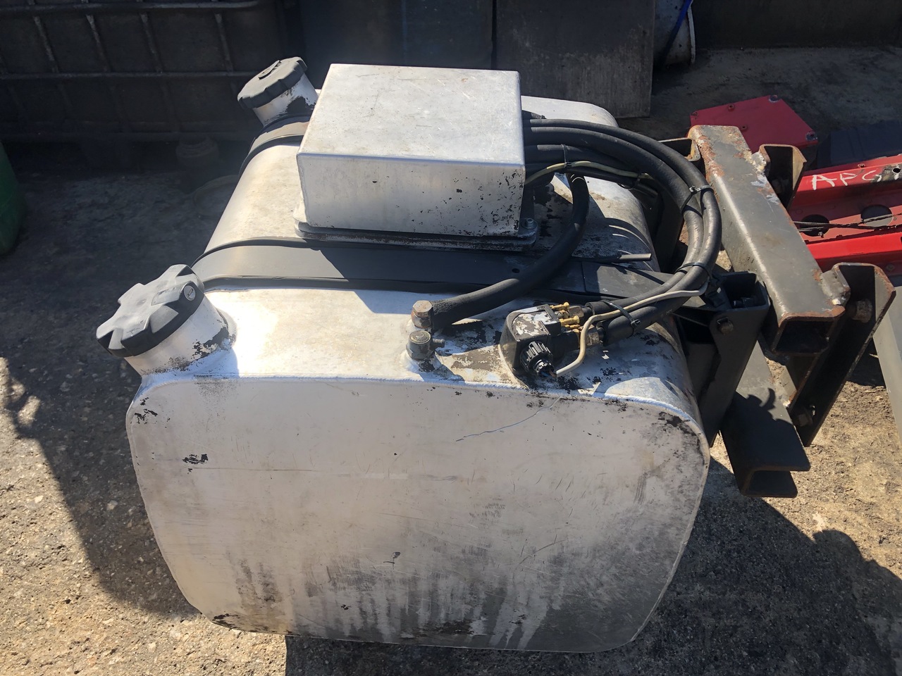 Rezervoar za gorivo za Kamion MERCEDES-BENZ,MAN ACTROS MP4,TGA,TGX: slika 14