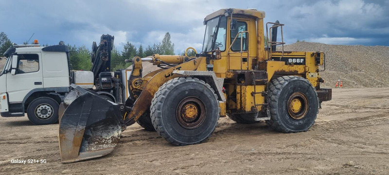Caterpillar 966E - Utovarivač točkaš: slika 2 Caterpillar 966E - Utovarivač točkaš: slika 2