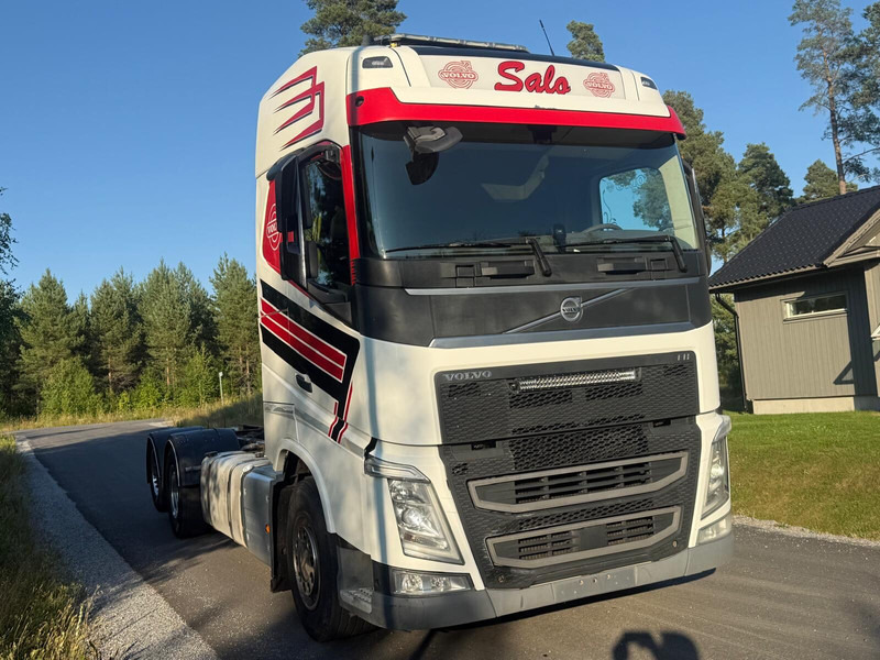 Volvo FH460 SOLD SOLD SOLD - Kamion sa golom šasijom i zatvorenom kabinom: slika 4 Volvo FH460 SOLD SOLD SOLD - Kamion sa golom šasijom i zatvorenom kabinom: slika 4