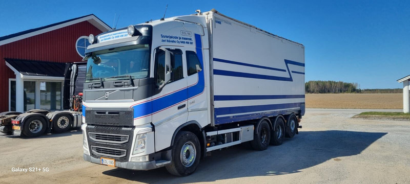 Volvo FH540 - Kamion sa zatvorenim sandukom: slika 2 Volvo FH540 - Kamion sa zatvorenim sandukom: slika 2