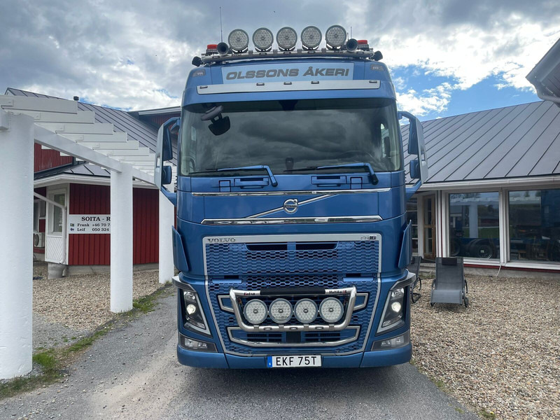 Volvo FH750 - Kamion sa golom šasijom i zatvorenom kabinom: slika 2 Volvo FH750 - Kamion sa golom šasijom i zatvorenom kabinom: slika 2