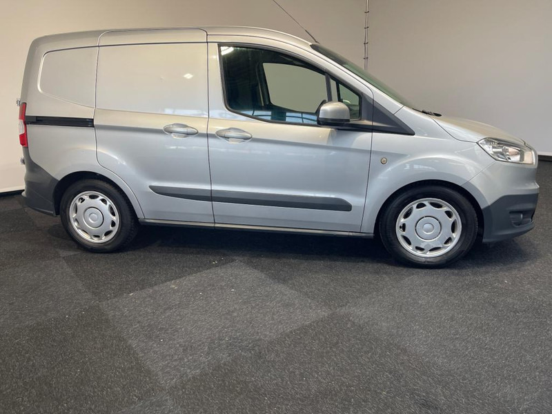 Ford Transit Courier Transit Courier 1.5 TDCI 75pk Airco - Mali kombi: slika 4 Ford Transit Courier Transit Courier 1.5 TDCI 75pk Airco - Mali kombi: slika 4
