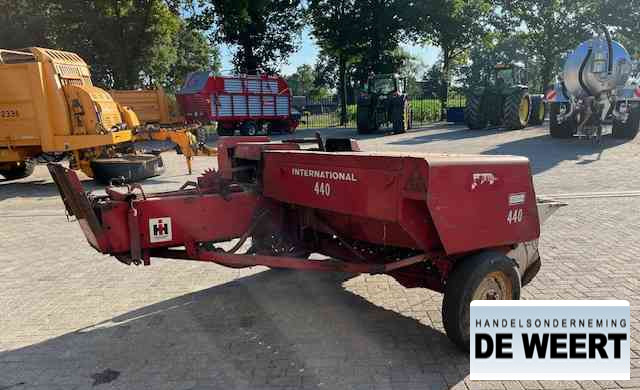 International 440 - Balirka za kockaste bale: slika 5 International 440 - Balirka za kockaste bale: slika 5