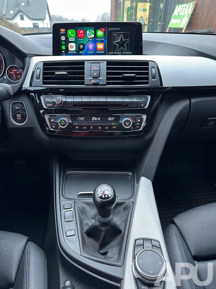 BMW 330i F30 M-PAKIET PERFORMANCE - Automobil: slika 4 BMW 330i F30 M-PAKIET PERFORMANCE - Automobil: slika 4