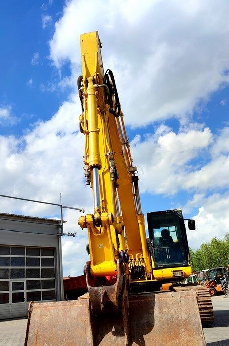 Komatsu PC210LC-11 - Bager guseničar: slika 3 Komatsu PC210LC-11 - Bager guseničar: slika 3
