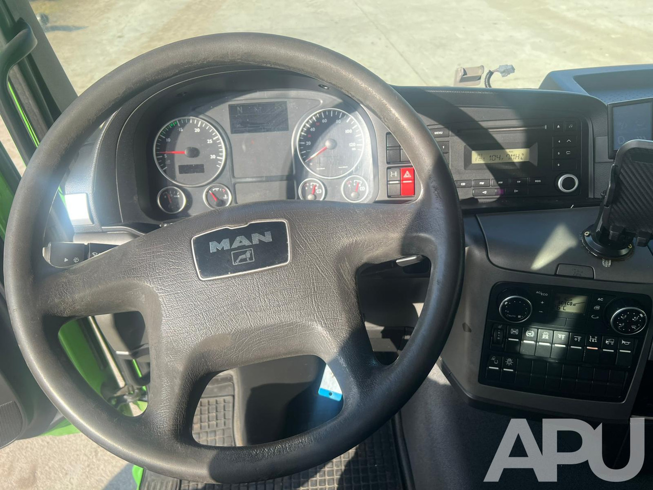 MAN TGS 26.440 DO PRZEWOZU BYDŁA MAN TGS 26.440 DO PRZEWOZU BYDŁA: slika 17