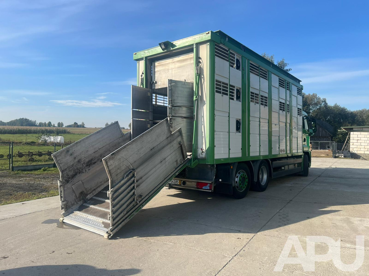 MAN TGS 26.440 DO PRZEWOZU BYDŁA MAN TGS 26.440 DO PRZEWOZU BYDŁA: slika 12