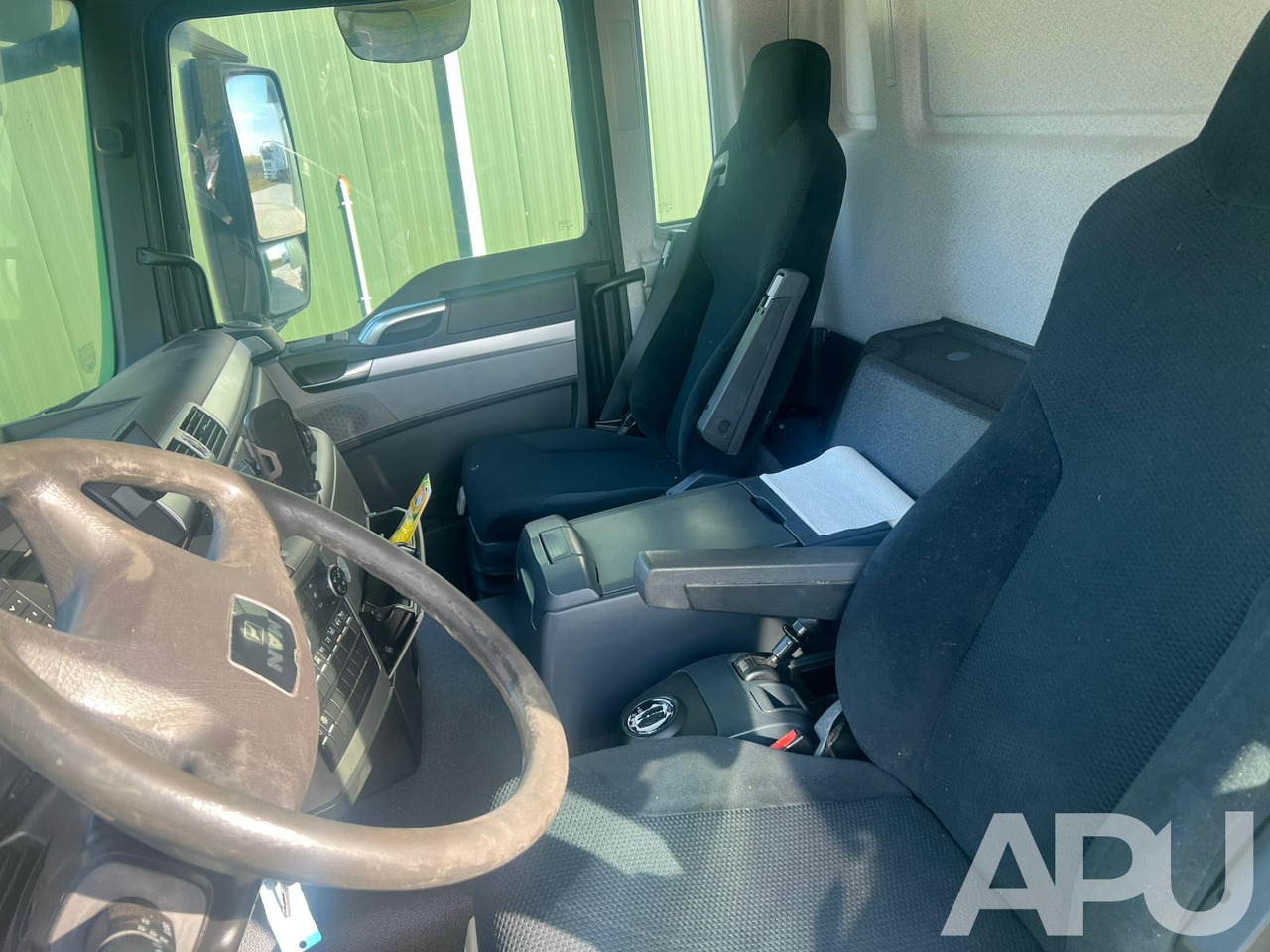 MAN TGS 26.440 DO PRZEWOZU BYDŁA MAN TGS 26.440 DO PRZEWOZU BYDŁA: slika 16