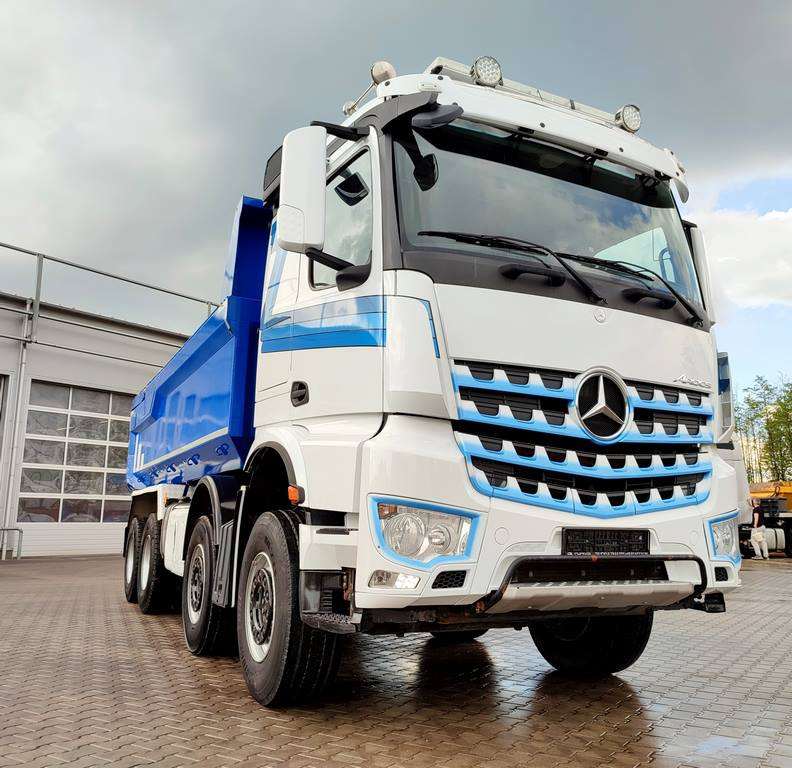 Mercedes-Benz Arocs 4151 - Istovarivač: slika 4 Mercedes-Benz Arocs 4151 - Istovarivač: slika 4
