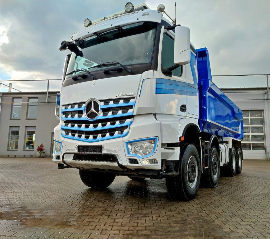 Mercedes-Benz Arocs 4151 - Istovarivač: slika 1 Mercedes-Benz Arocs 4151 - Istovarivač: slika 1