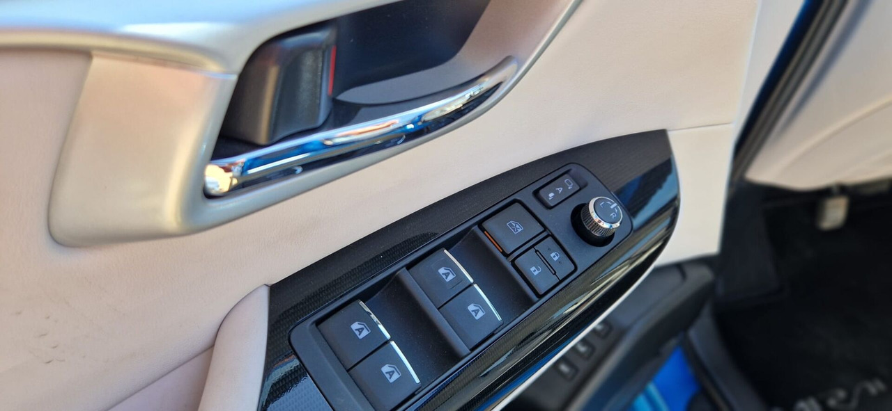 Limuzina Toyota Mirai: slika 11