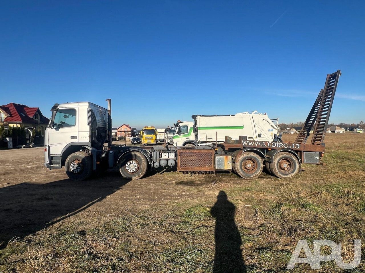 Volvo FM 380/FM13 - Kamion sa golom šasijom i zatvorenom kabinom: slika 2 Volvo FM 380/FM13 - Kamion sa golom šasijom i zatvorenom kabinom: slika 2