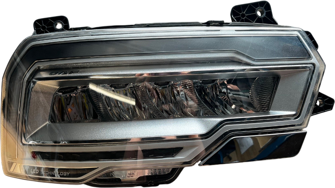 DAF XD XF XG LED KOPLAMP RH | GEBRUIKT | 2188931U - Prednja svetla za Kamion: slika 1 DAF XD XF XG LED KOPLAMP RH | GEBRUIKT | 2188931U - Prednja svetla za Kamion: slika 1