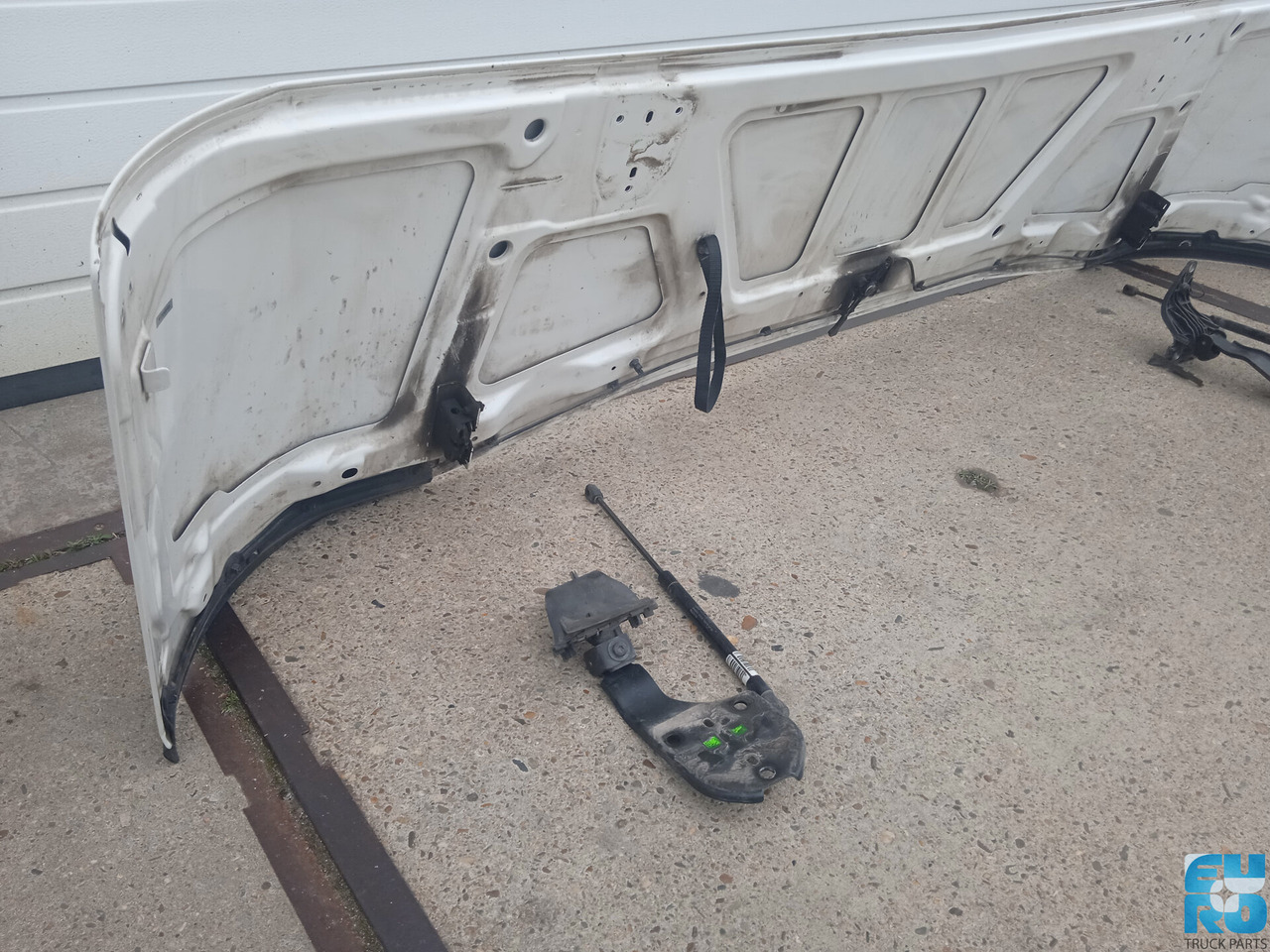 Hauba za Kamion MOTORKAP RVI T-RANGE USED 7484537795U: slika 6