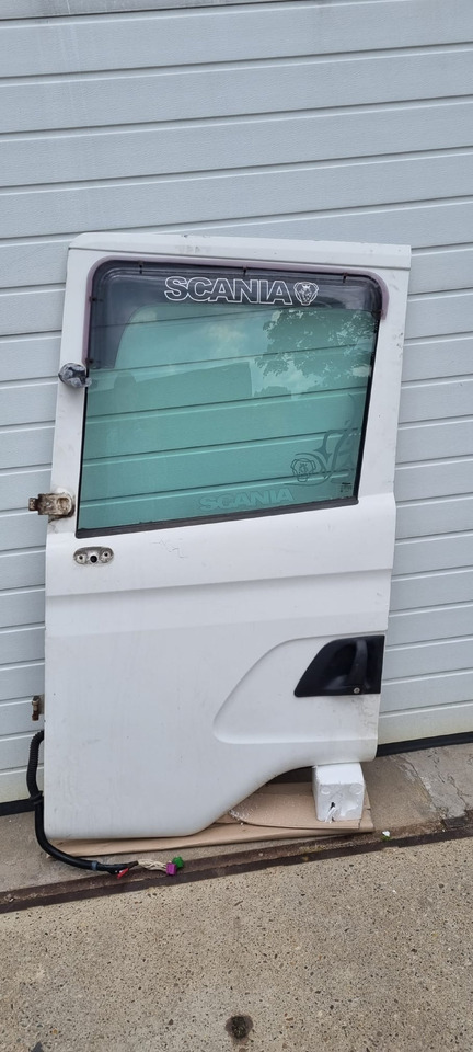 Scania G/R CABINE PORTIER LINKS 1476534U - Vrata i delovi za Kamion: slika 1 Scania G/R CABINE PORTIER LINKS 1476534U - Vrata i delovi za Kamion: slika 1