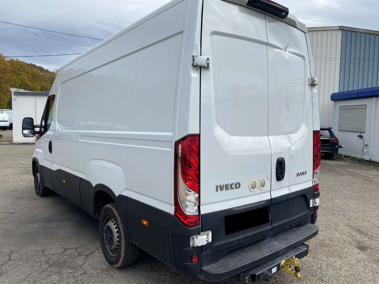 IVECO DAILY 35S18 - Furgon: slika 4 IVECO DAILY 35S18 - Furgon: slika 4