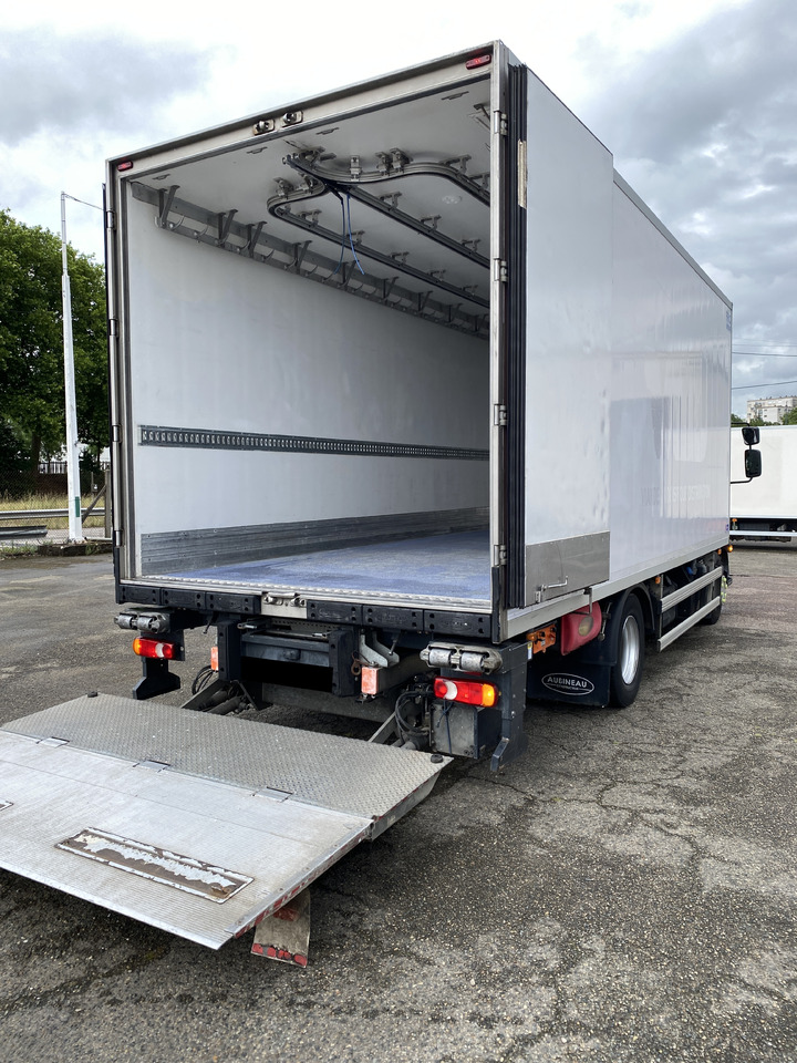 RENAULT D16 - Hladnjača: slika 2 RENAULT D16 - Hladnjača: slika 2