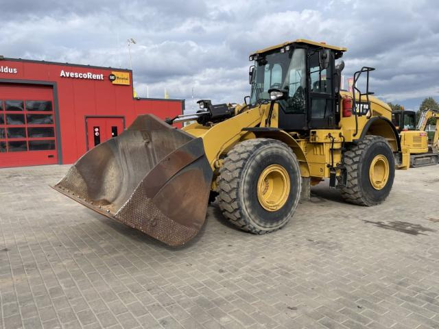Utovarivač točkaš CATERPILLAR 950 GC: slika 1