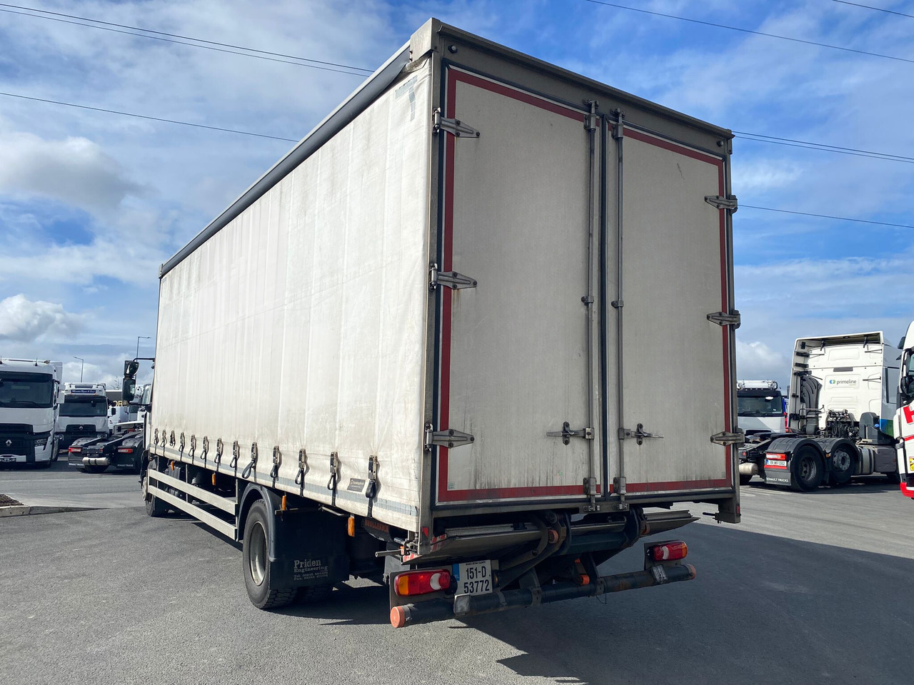 2015 Renault D Med 4×2 250 - Kamion sa ceradom: slika 5 2015 Renault D Med 4×2 250 - Kamion sa ceradom: slika 5