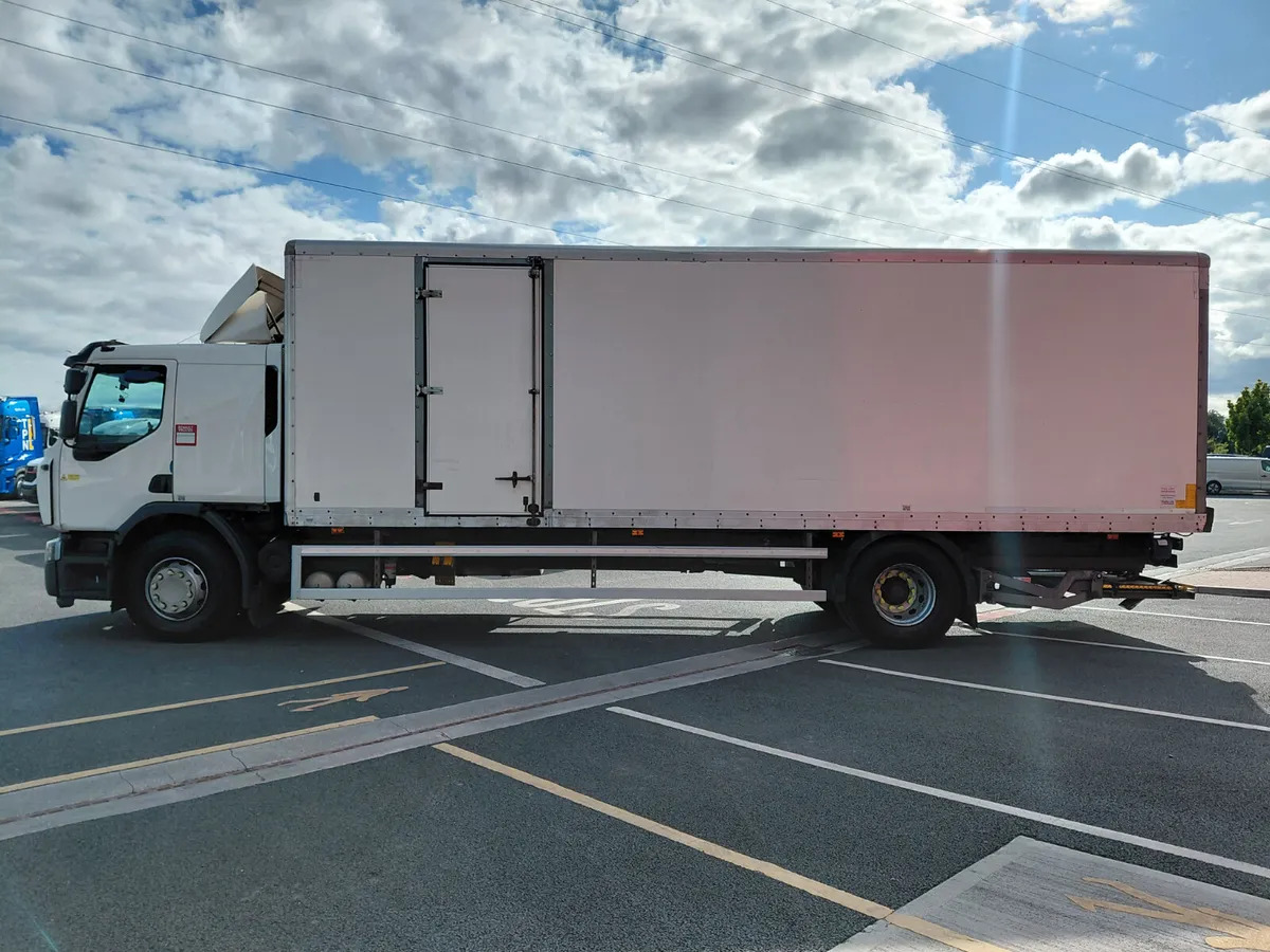 2019 Renault D 18 Wide - Kamion sa zatvorenim sandukom: slika 5 2019 Renault D 18 Wide - Kamion sa zatvorenim sandukom: slika 5