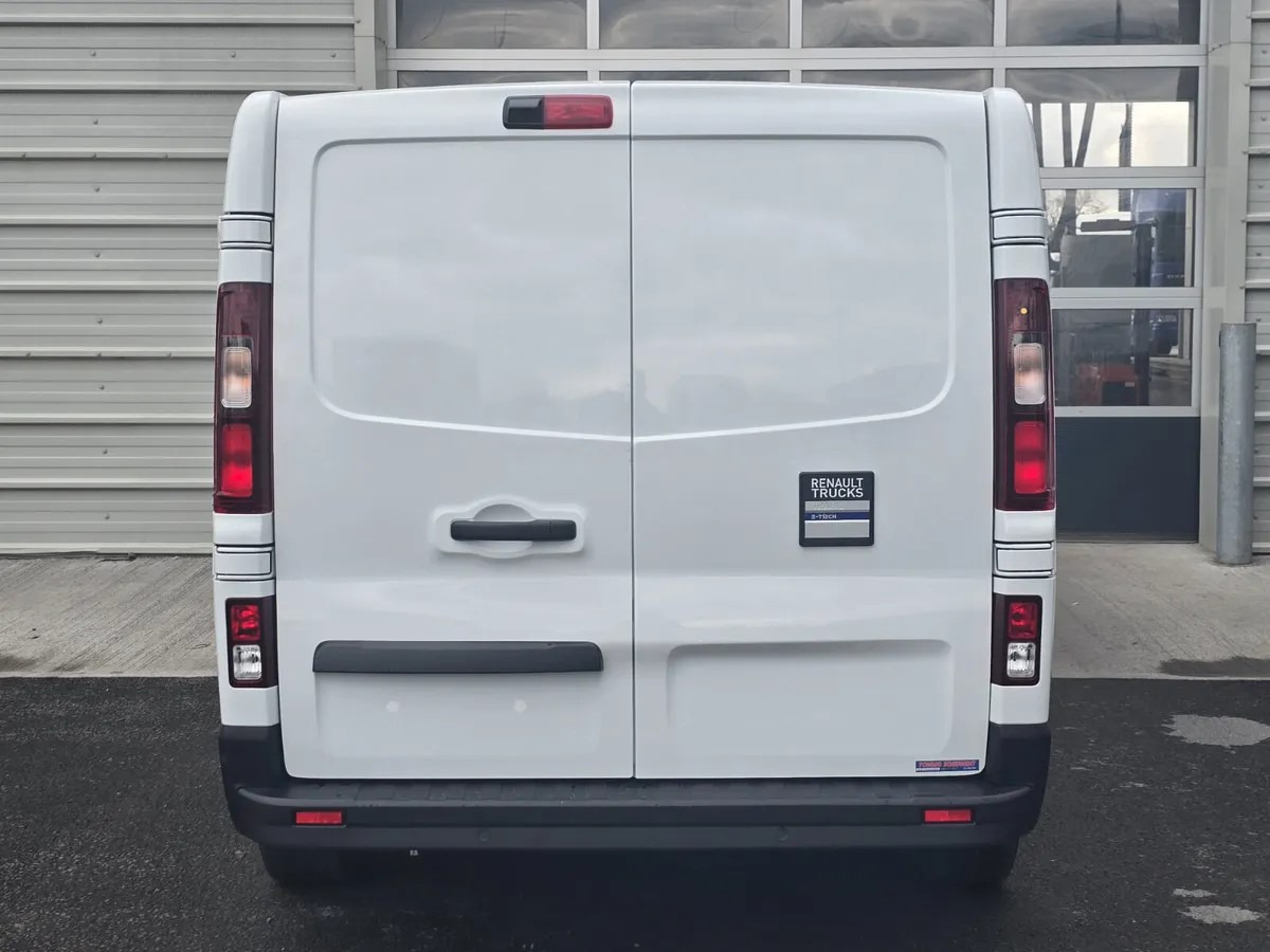 Dostavno vozilo sa duplom kabinom 2025 Renault Trafic E-Tech Crew Cab: slika 6