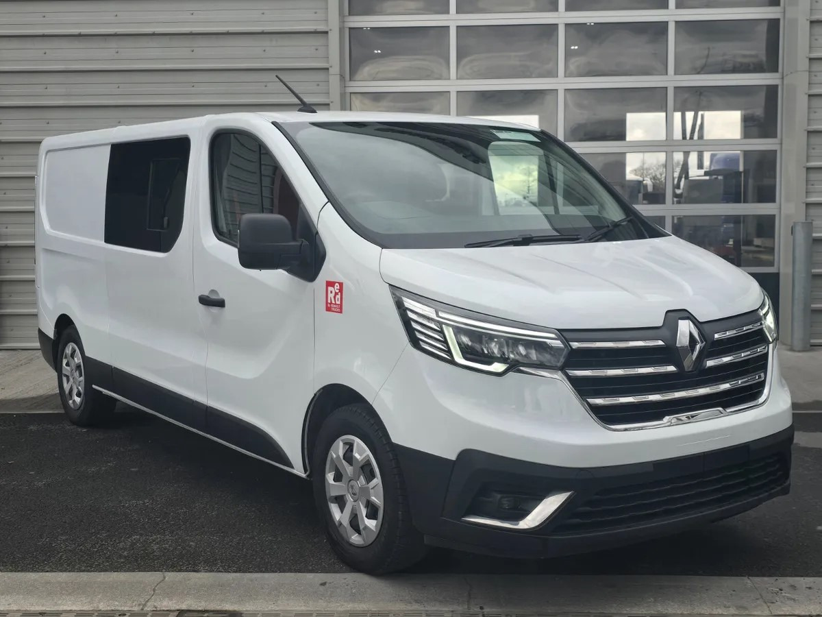 Dostavno vozilo sa duplom kabinom 2025 Renault Trafic E-Tech Crew Cab: slika 14