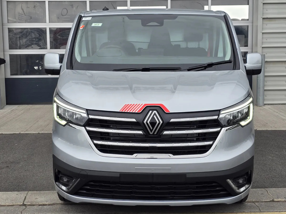 2025 Renault Trafic Exclusive 170BHP Auto - Furgon: slika 2 2025 Renault Trafic Exclusive 170BHP Auto - Furgon: slika 2