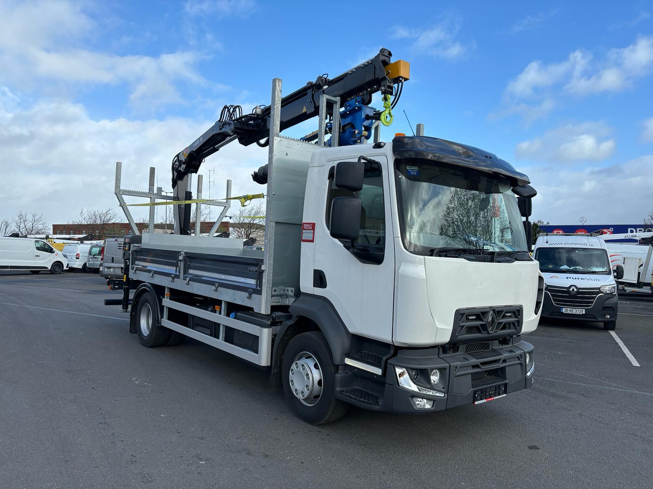 Renault Trucks D 14 Flatbed drop side poling truck - Kamion sa tovarnim sandukom, Kamion sa dizalicom: slika 1 Renault Trucks D 14 Flatbed drop side poling truck - Kamion sa tovarnim sandukom, Kamion sa dizalicom: slika 1