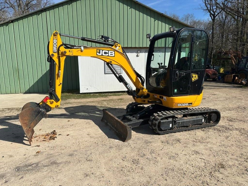 JCB 8025 ZTSL - Mini bager: slika 1 JCB 8025 ZTSL - Mini bager: slika 1