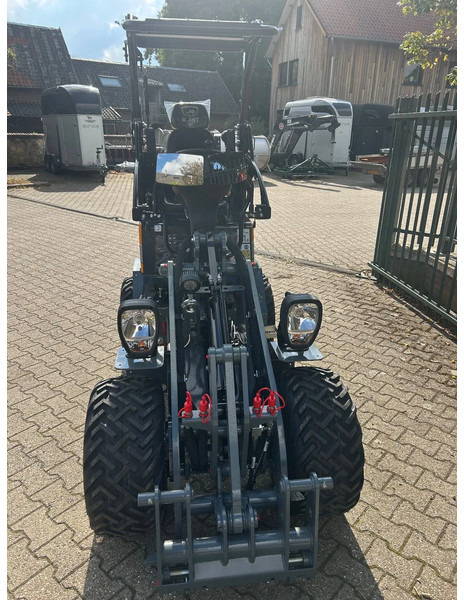 Giant G1500L X-tra - Utovarivač točkaš: slika 3 Giant G1500L X-tra - Utovarivač točkaš: slika 3