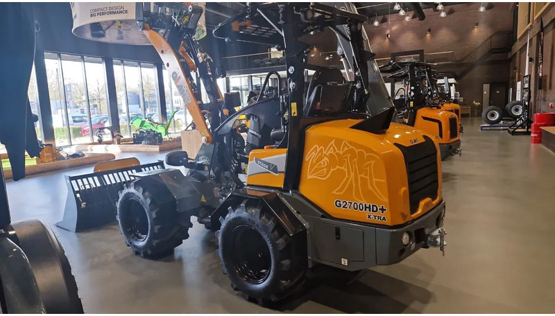 Giant Jubileum modellen G2500 HD & G2700 HD - Zglobni utovarivač: slika 3 Giant Jubileum modellen G2500 HD & G2700 HD - Zglobni utovarivač: slika 3