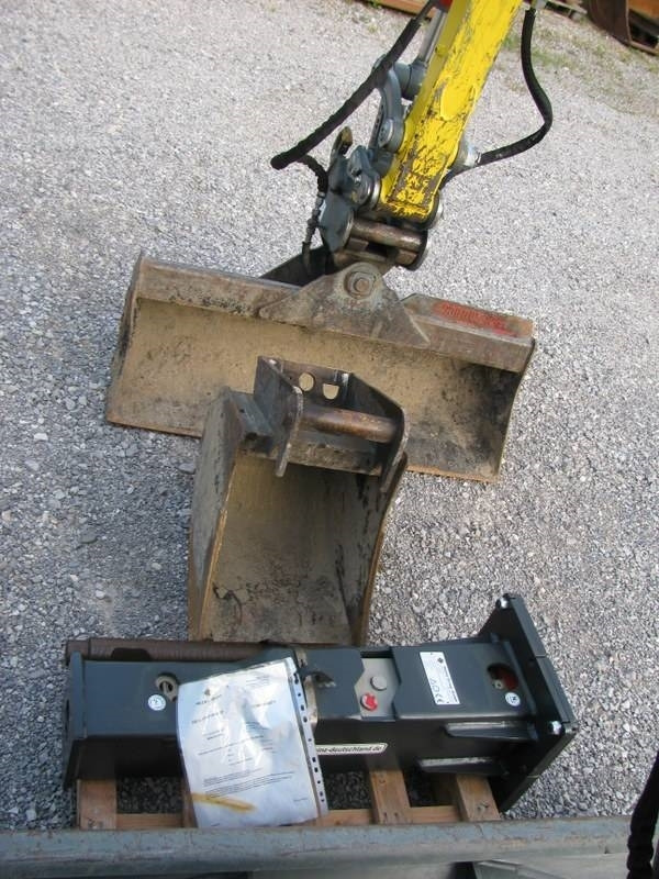 Mini bager Wacker Neuson EZ26 2 žlici + NOVO kladivo: slika 13