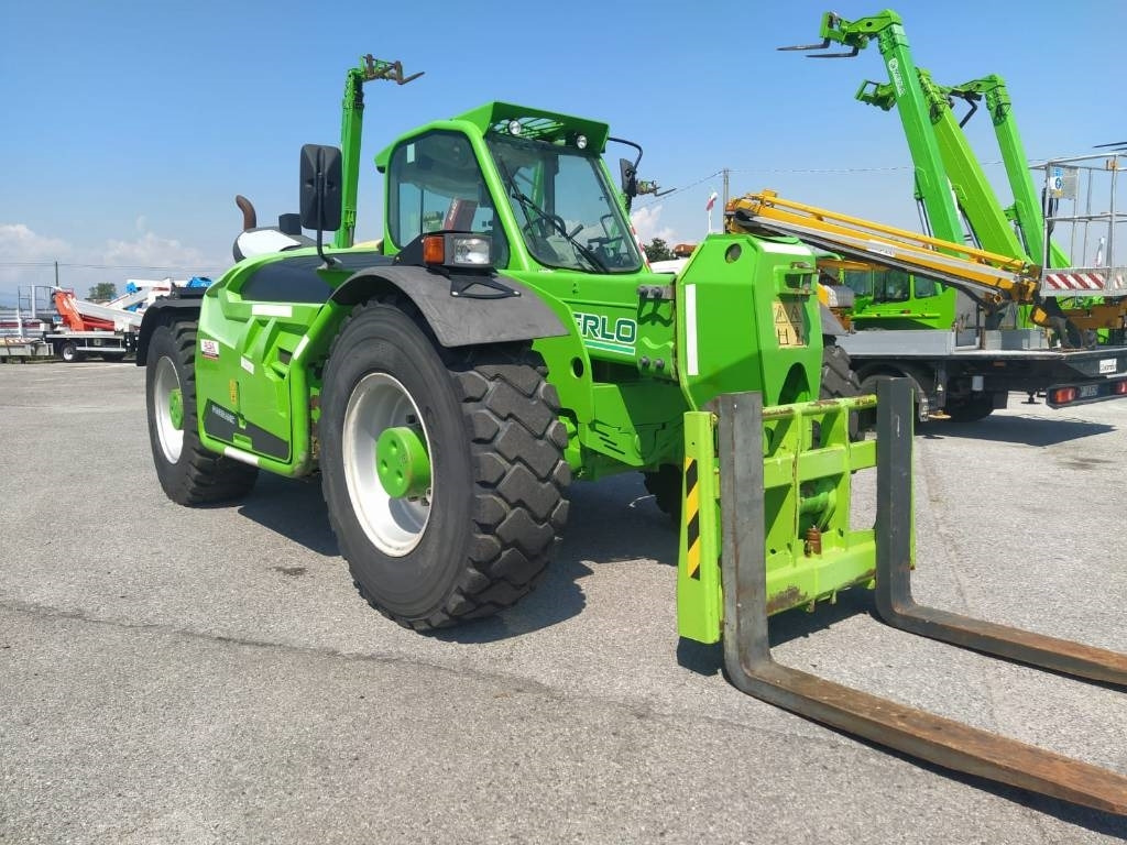 Merlo 75.9  - Teleskopski upravljač: slika 3 Merlo 75.9  - Teleskopski upravljač: slika 3