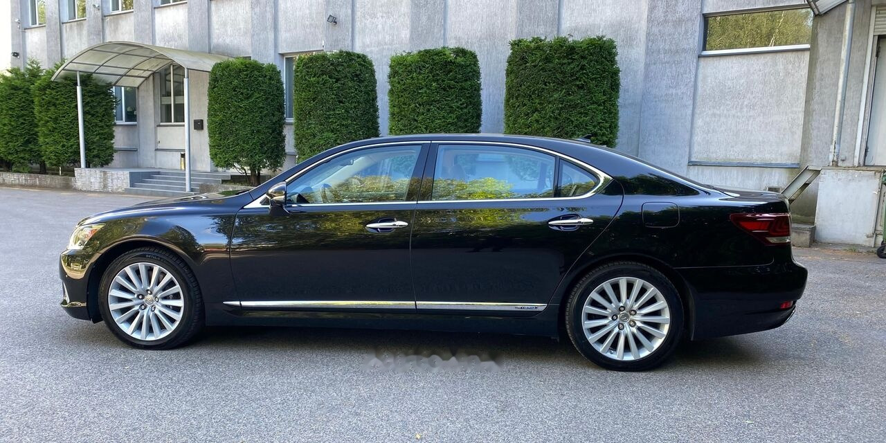 Lexus LS600hL President - Limuzina: slika 5 Lexus LS600hL President - Limuzina: slika 5
