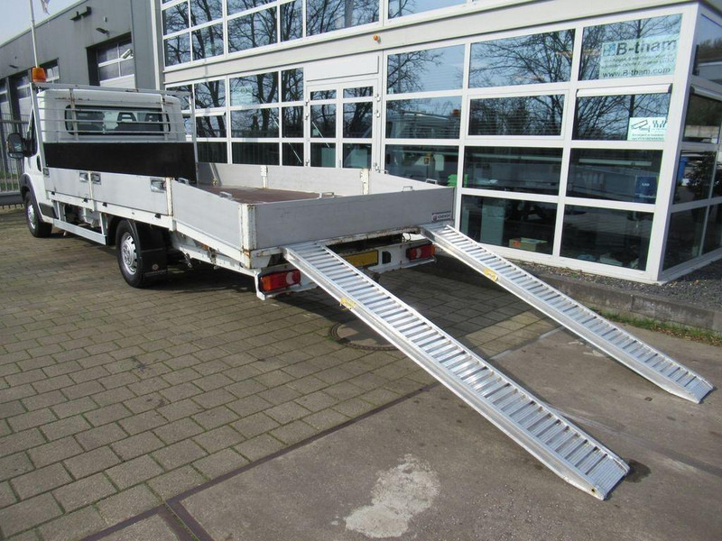 Citroën 35 2.2 L5H1 Car transporter <3,5t - Kamion za prevoz automobila: slika 4 Citroën 35 2.2 L5H1 Car transporter <3,5t - Kamion za prevoz automobila: slika 4