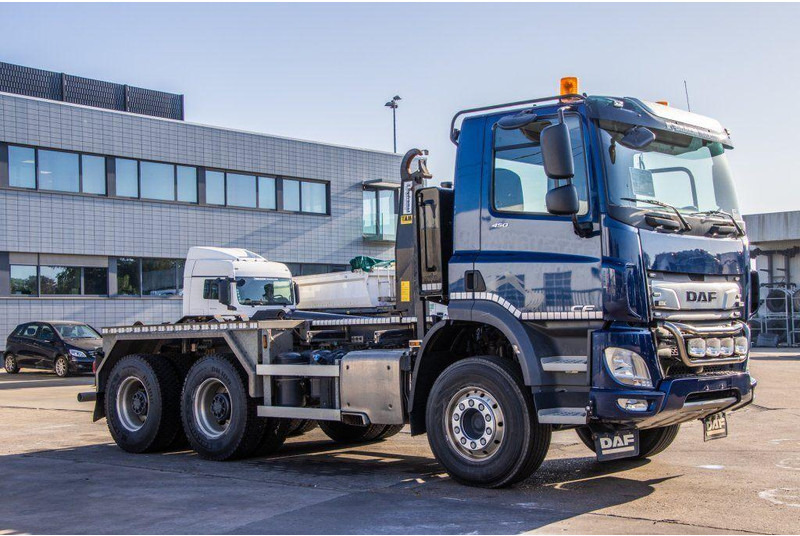 DAF CF 450 - Kamion sa hidrauličnom kukom: slika 3 DAF CF 450 - Kamion sa hidrauličnom kukom: slika 3