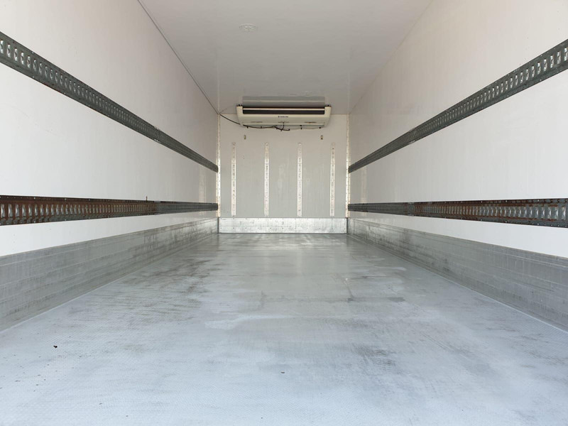 Hladnjača DAF LF 220 EURO 6 6 CYL. LAMBERET: slika 8 Hladnjača DAF LF 220 EURO 6 6 CYL. LAMBERET: slika 8