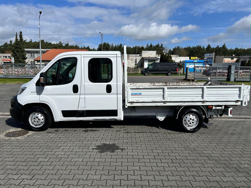 Fiat Ducato Brygadówka Doka 7-miejsc + Skrzynia - Dostavno vozilo sa otvorenom sandukom, Dostavno vozilo sa duplom kabinom: slika 2 Fiat Ducato Brygadówka Doka 7-miejsc + Skrzynia - Dostavno vozilo sa otvorenom sandukom, Dostavno vozilo sa duplom kabinom: slika 2